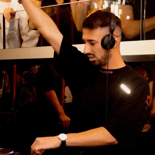 DJs-hero