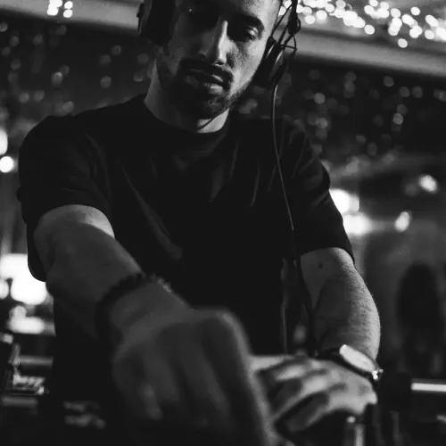 DJs03